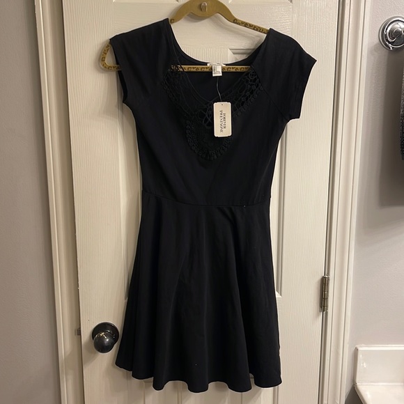 wedding dress a line satin A-Line Gown With Split – MakerryBridal COTTON MIDI T-SHIRT DRESS Size:UK10 producttype:Dress